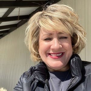 Meet your Posher, Kimberly